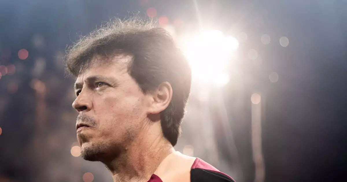 Corinthians toma decisão sobre futuro de Diniz