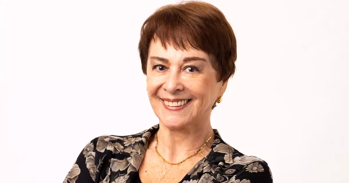 Nívea Maria descarta parar de trabalhar e diz que novelas passaram por 'censura' recente: 'Isso é triste'