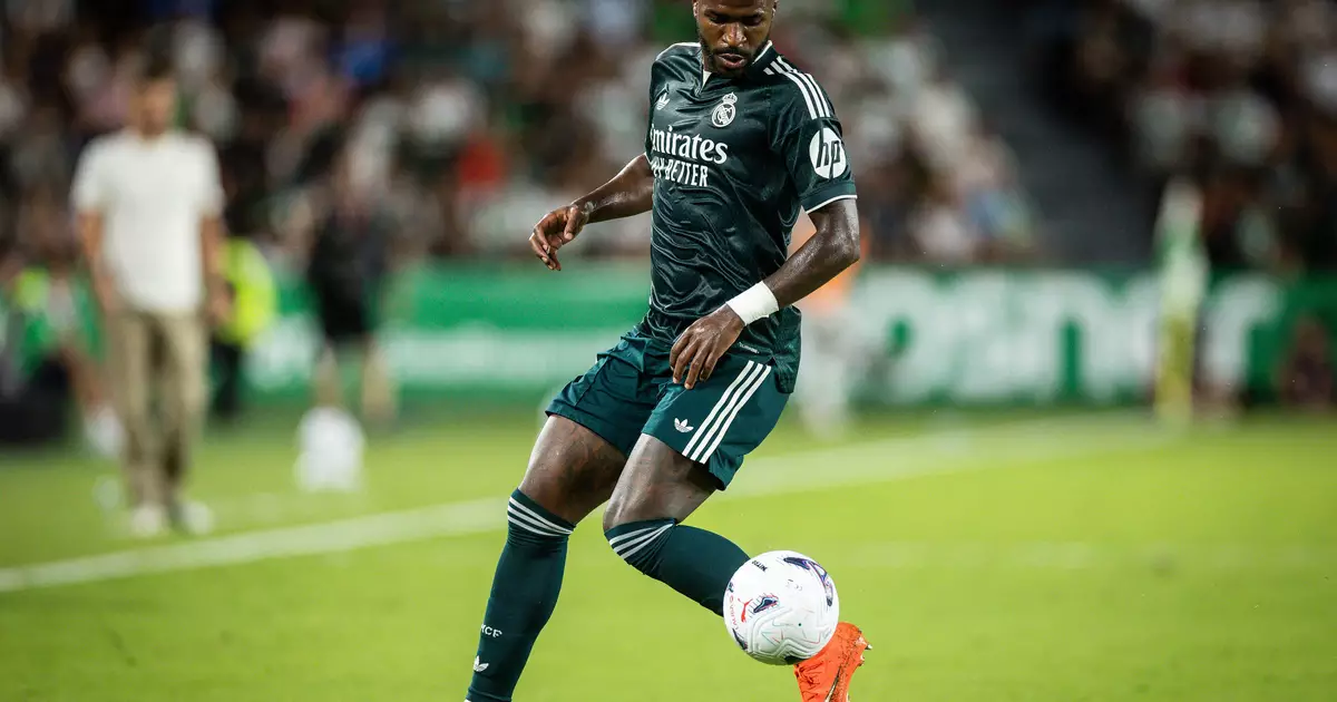 Vinícius Junior “bailará” no clássico contra o Atlético de Madrid? Veja as odds para apostar