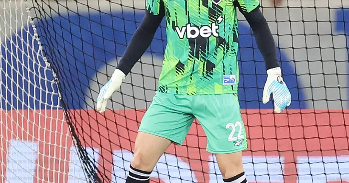 Goleiro questionado em período no Botafogo tem nome ventilado em gigante italiano