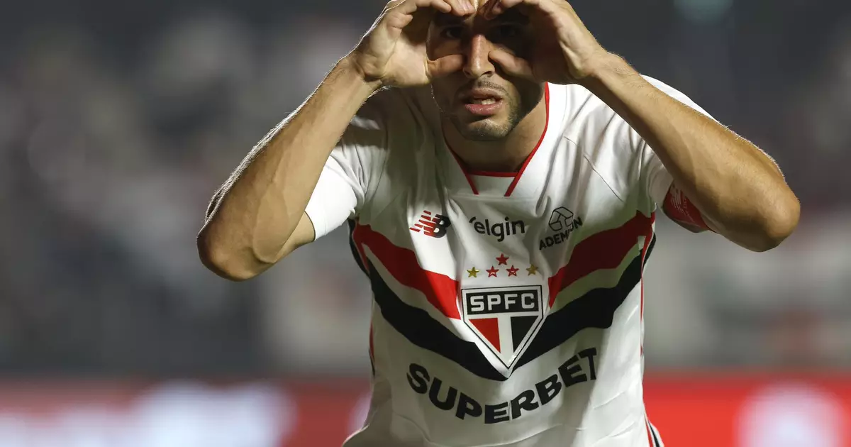 Calleri, Luciano, Ferreirinha, Lucas Moura, Artur, Cauly, Pablo Maia, Gustavo Santana, Iago e Dória: os jogadores do São Paulo com maior frequência de gols no Brasileirão 2026