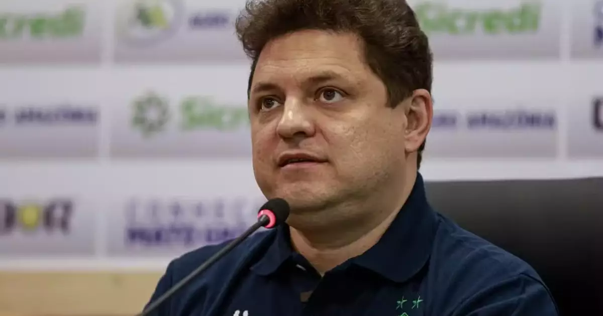 "Estado de falência": presidente do Cuiabá é sincero sobre Corinthians e Santos