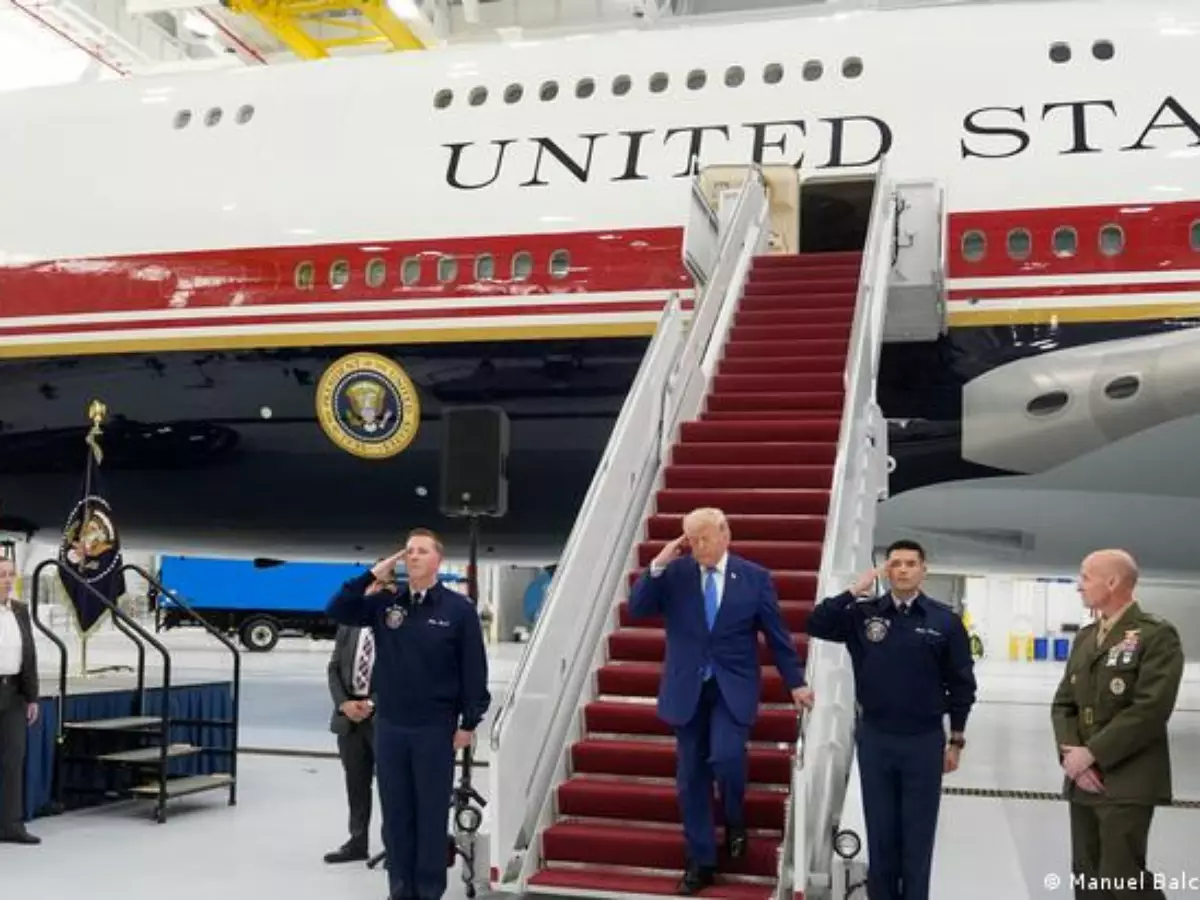 Trump apresenta novo Air Force One bancado pelo Catar