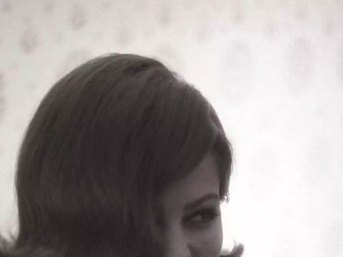 Joias icônicas de Claudia Cardinale vão a leilão e revelam glamour de diva italiana