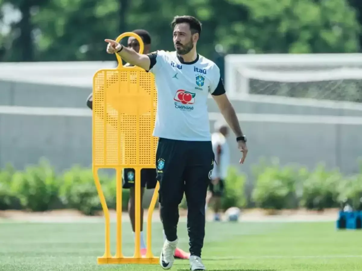 Quem é o filho de Ancelotti que viralizou na estreia de Neymar na Copa?