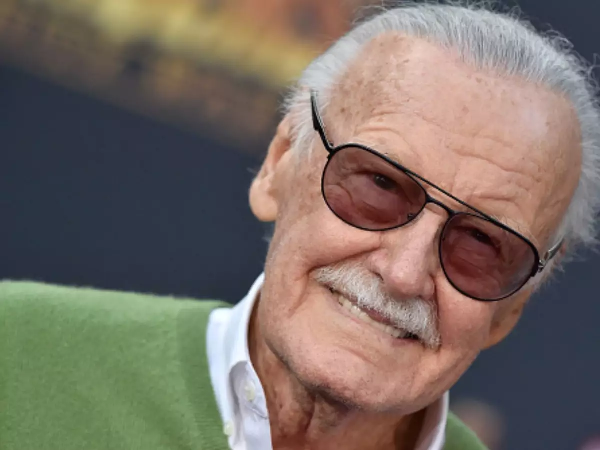 Documentário alega que Stan Lee sofreu fraude milionária de ex