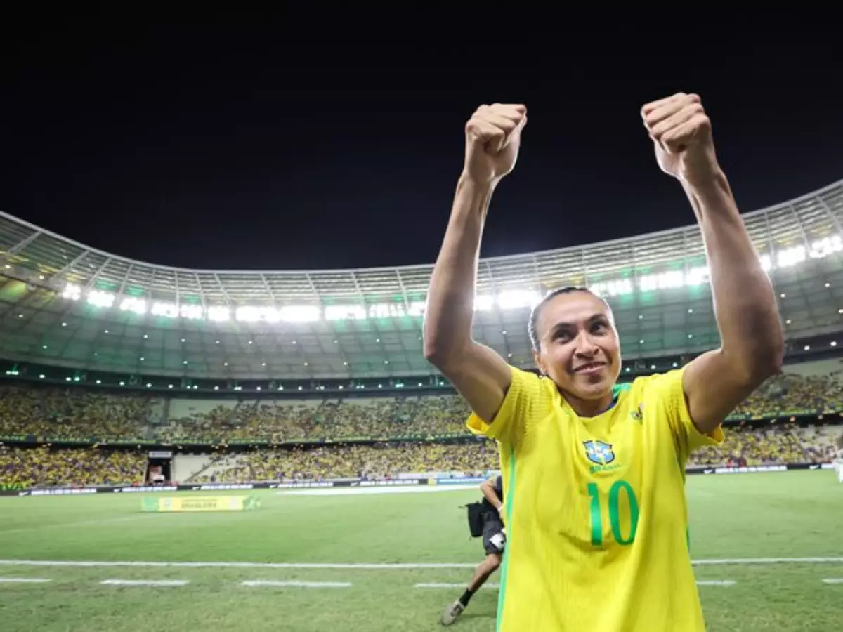Copa feminina de 2027 no Brasil: tudo o que você precisa saber sobre o 'novo round' CazéTV x Globo