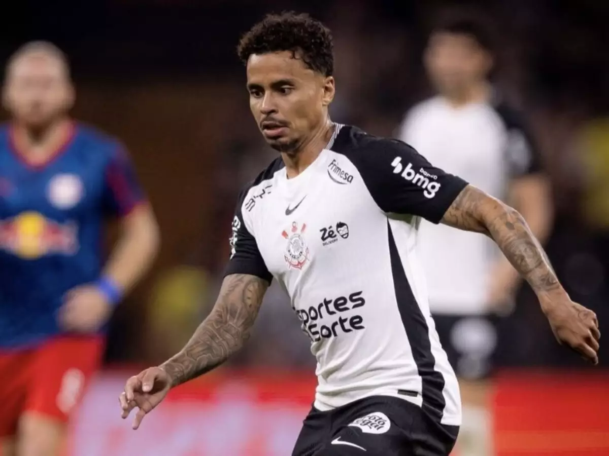 Allan é sincero ao falar sobre o gramado da Neo Quimica Arena