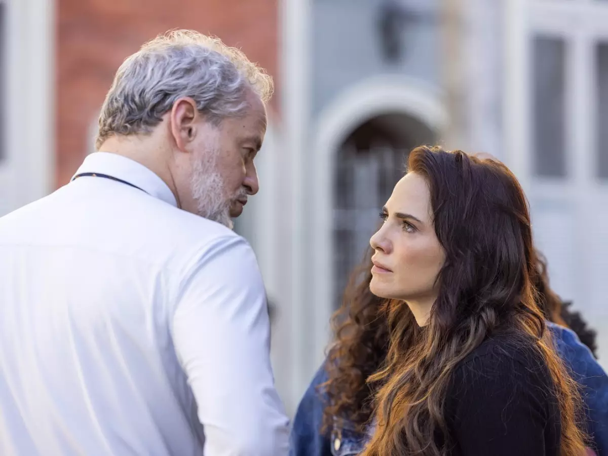 Quem Ama Cuida: Ademir pressiona Adriana e faz ameaça pesada