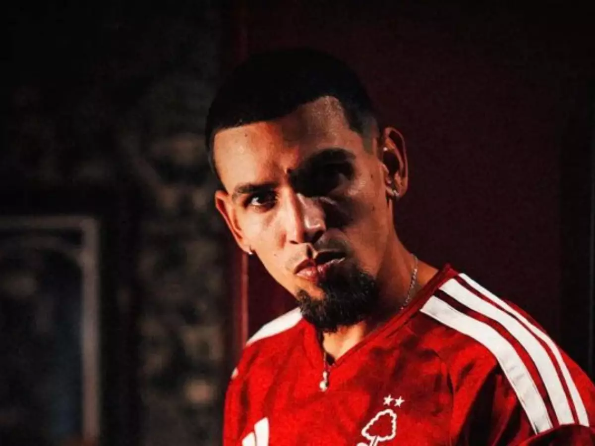 Nottingham Forest anuncia contratação de Daniel Muñoz