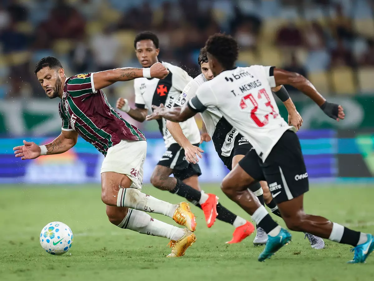 Veja as chances de rebaixamento do Vasco após vitória sobre o Grêmio