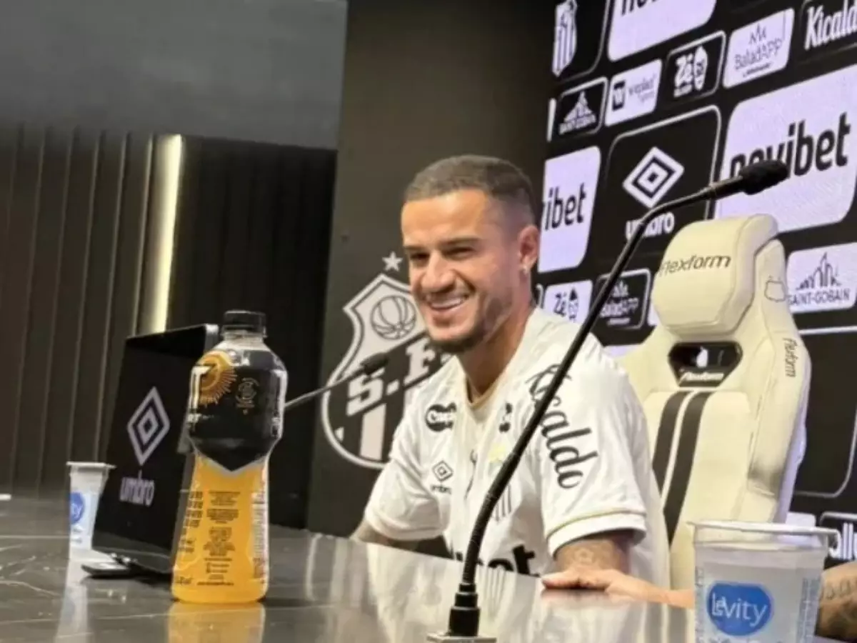 "Fico triste": Coutinho é sincero sobre críticas de torcedores do Vasco após acerto com o Santos