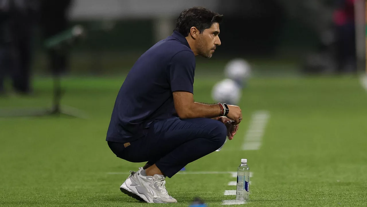 Quatro crias na Seleção e decisão contra a LDU na Libertadores: o dia do Palmeiras
