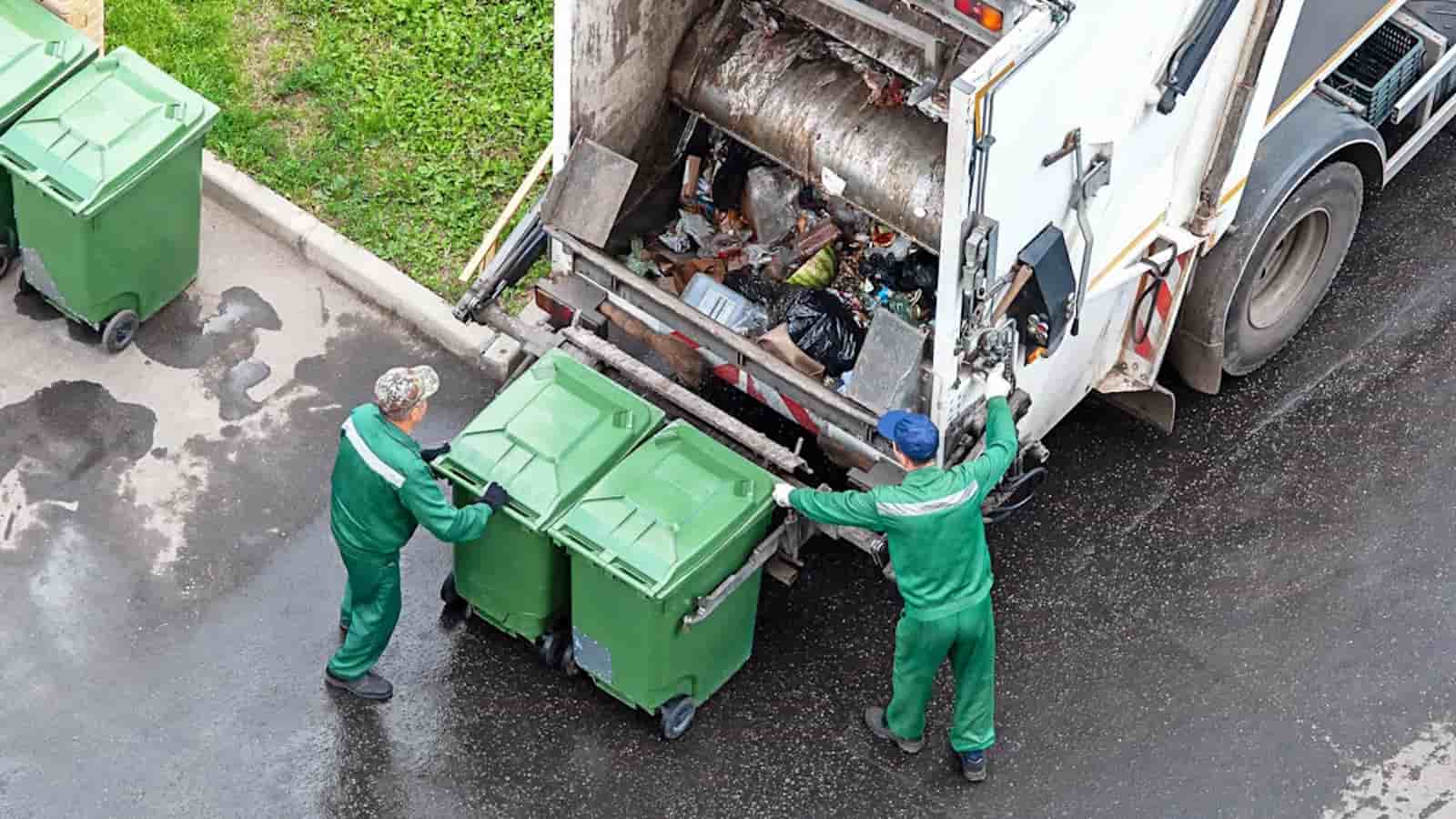 Câmaras com IA nos camiões do lixo fotografam casas para detetar infrações