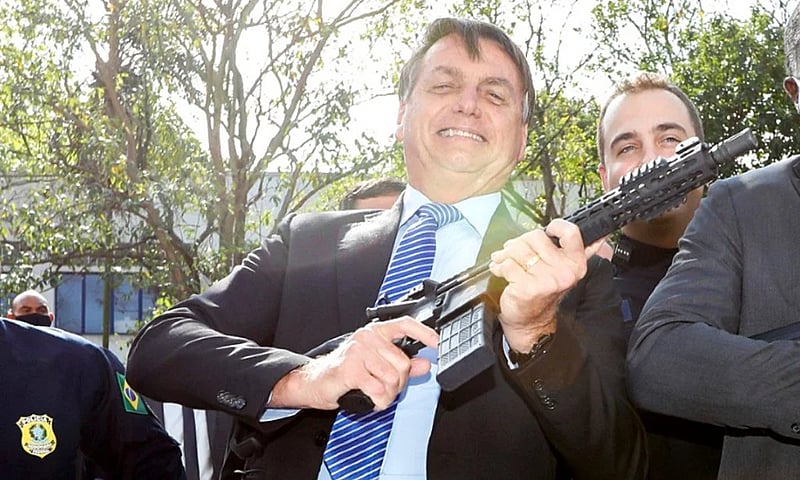 Veja o arsenal de Bolsonaro que será entregue à PF por determinação de Moraes