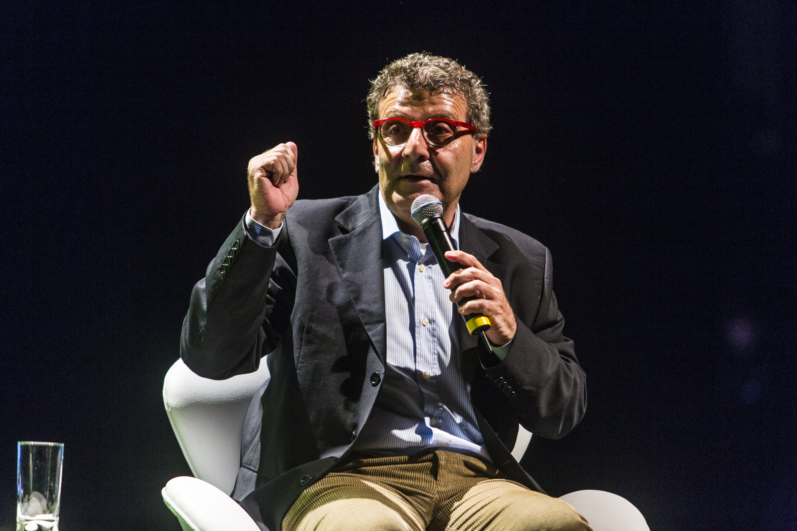 São Paulo já foi pro brejo? Nabil Bonduki fala sobre parques virando shoppings, demolições duvidosas e poluições assustadoras