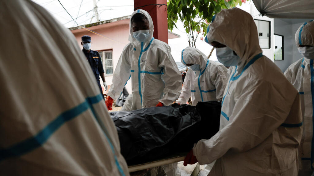 Operações de resgate avançam lentamente enquanto número de mortos no Nepal e na China aumenta