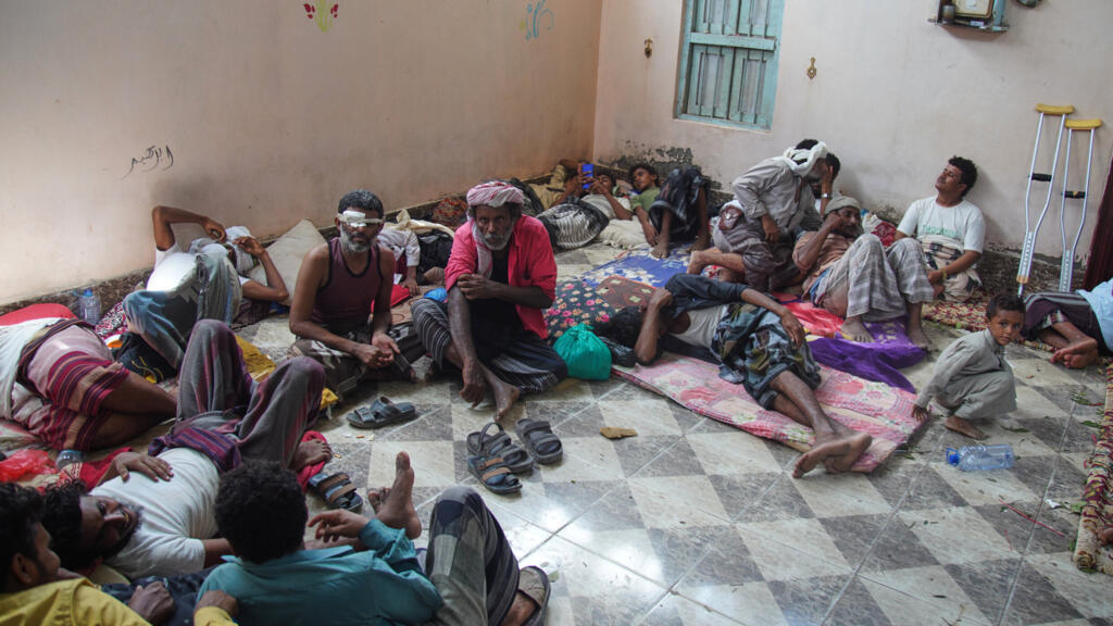 Ofensiva houthi provoca crise humanitária com 76 mil deslocados e superlotação extrema no Yêmen