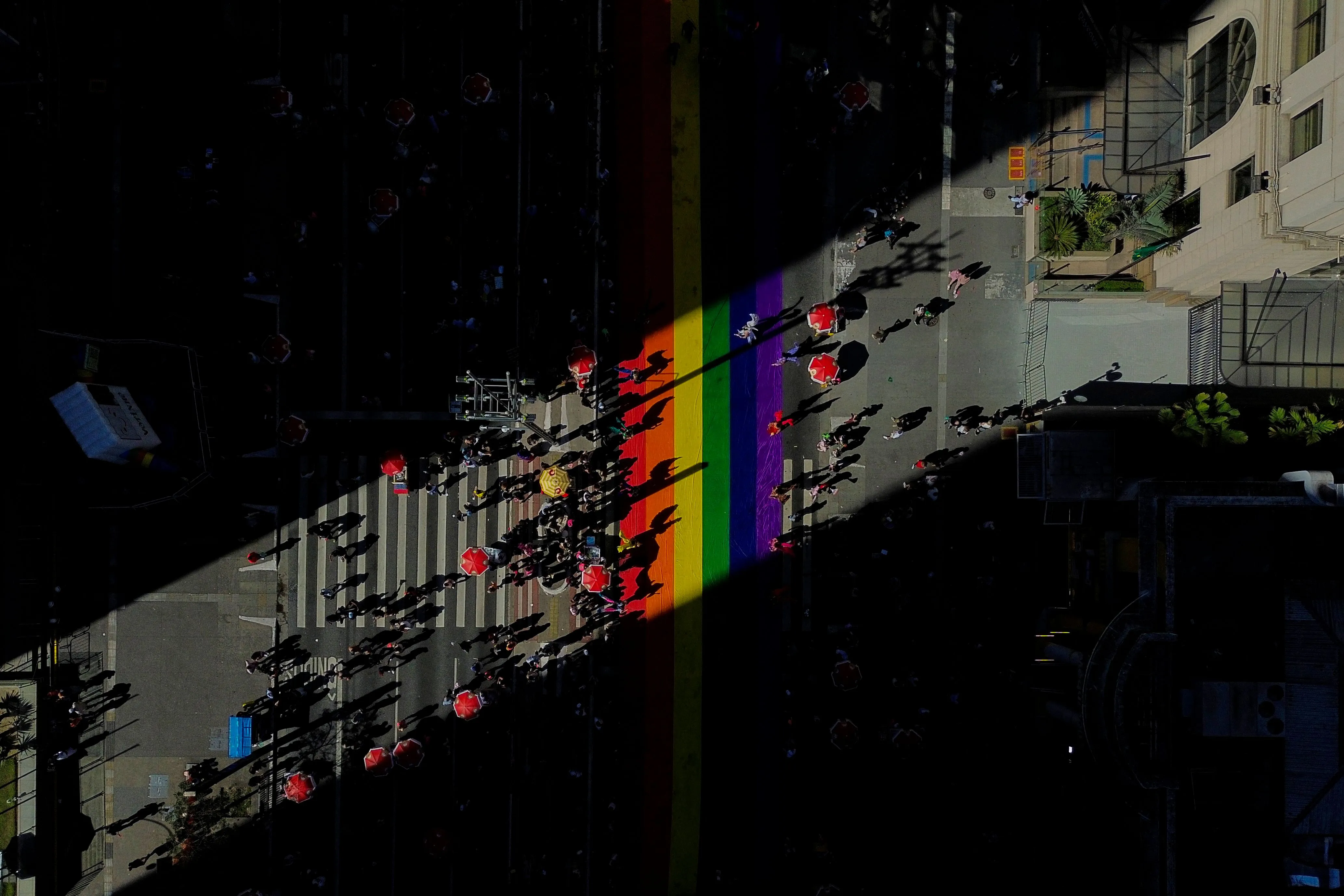 Orgulho LGBT+ de servidores transborda em empatia na administração pública