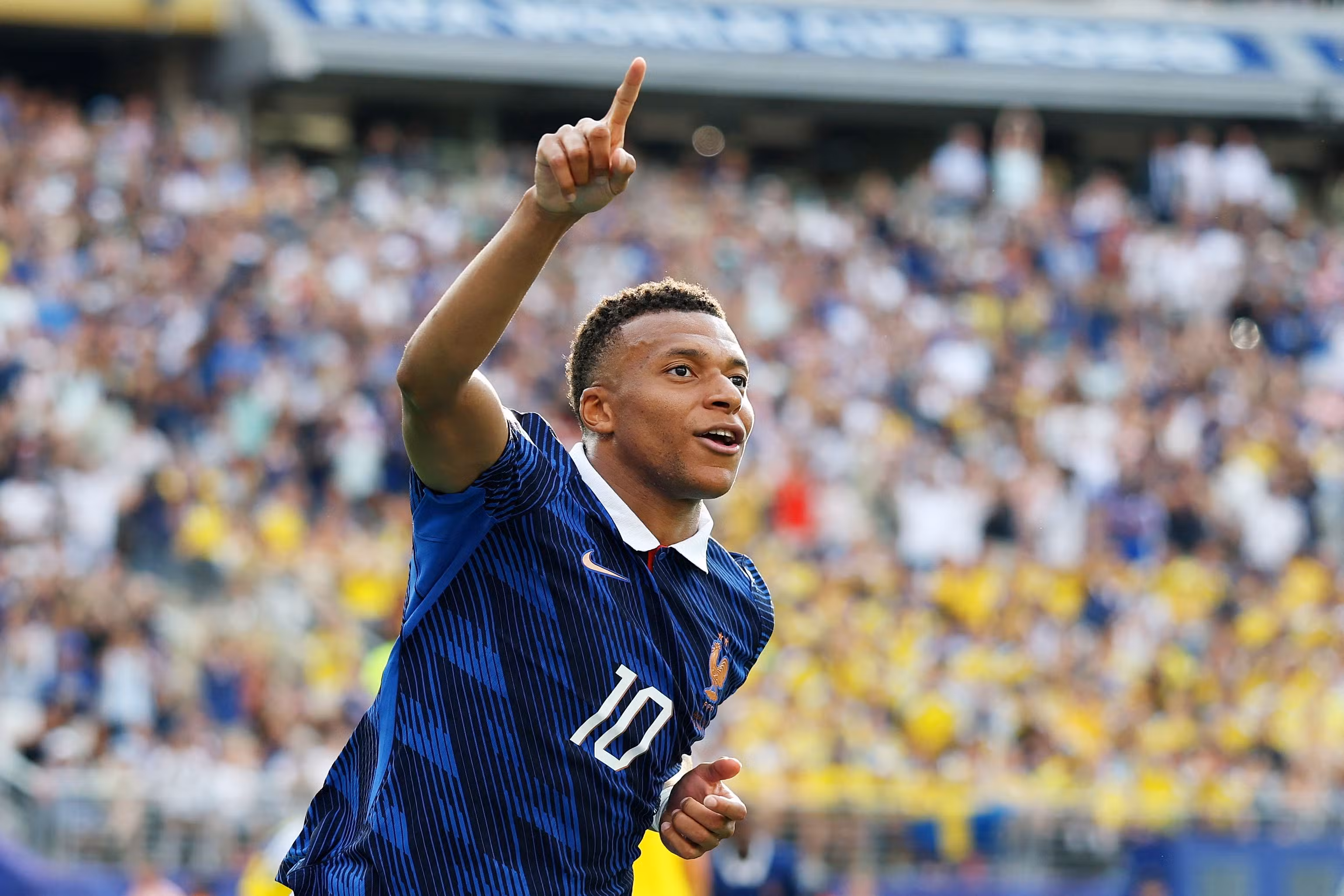 Figurões da Copa: baixe o card especial do EXTRA de Mbappé