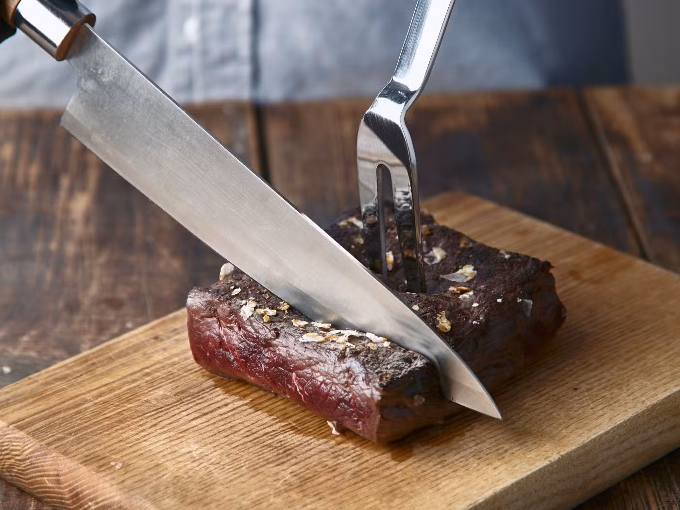 Trump analisa regras da carne bovina enquanto produtores se opõem a tarifas; JBS e MBRF estão no setor