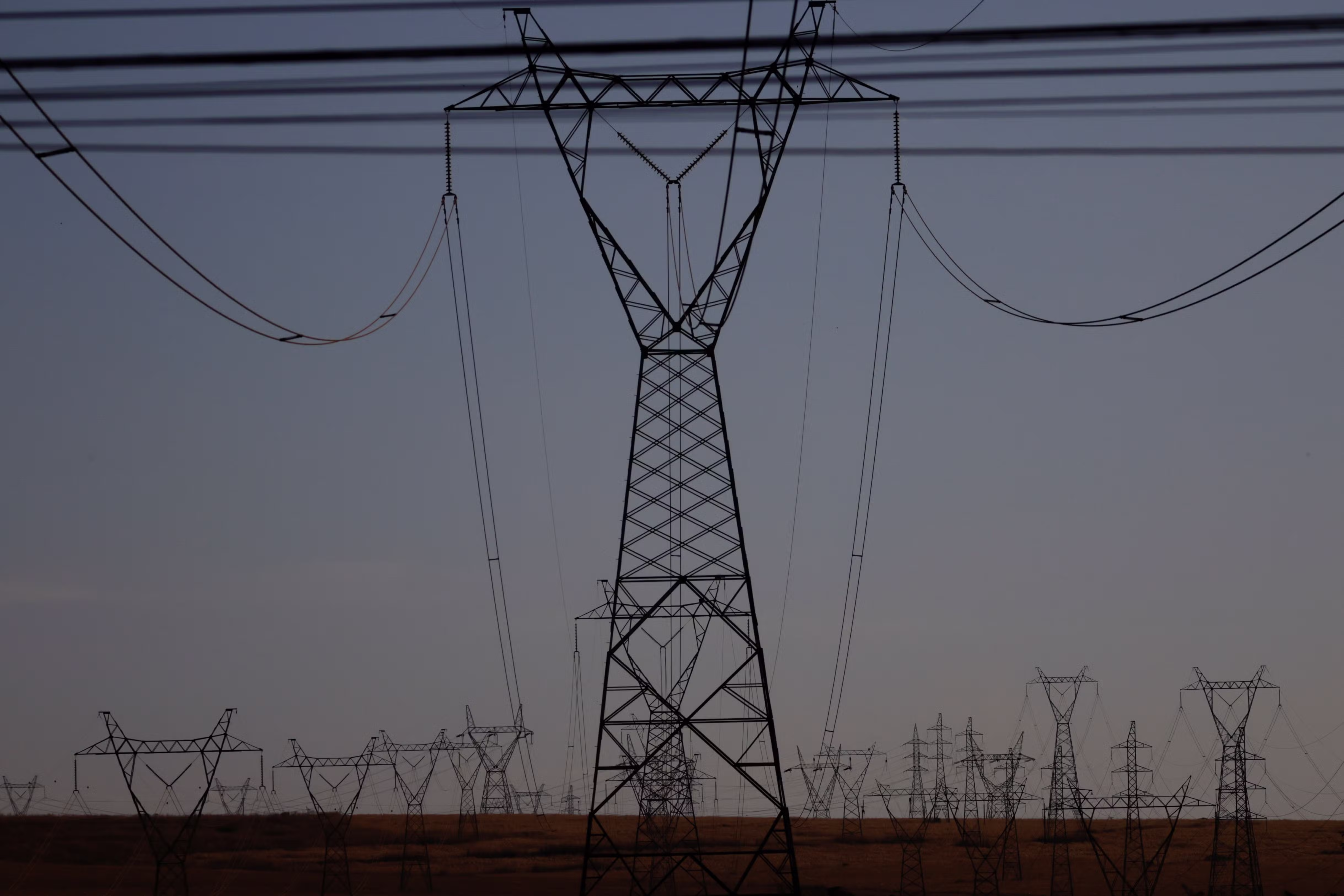El Niño: governo antecipa contratos de reserva de energia para garantir abastecimento e evitar efeitos do fenômeno