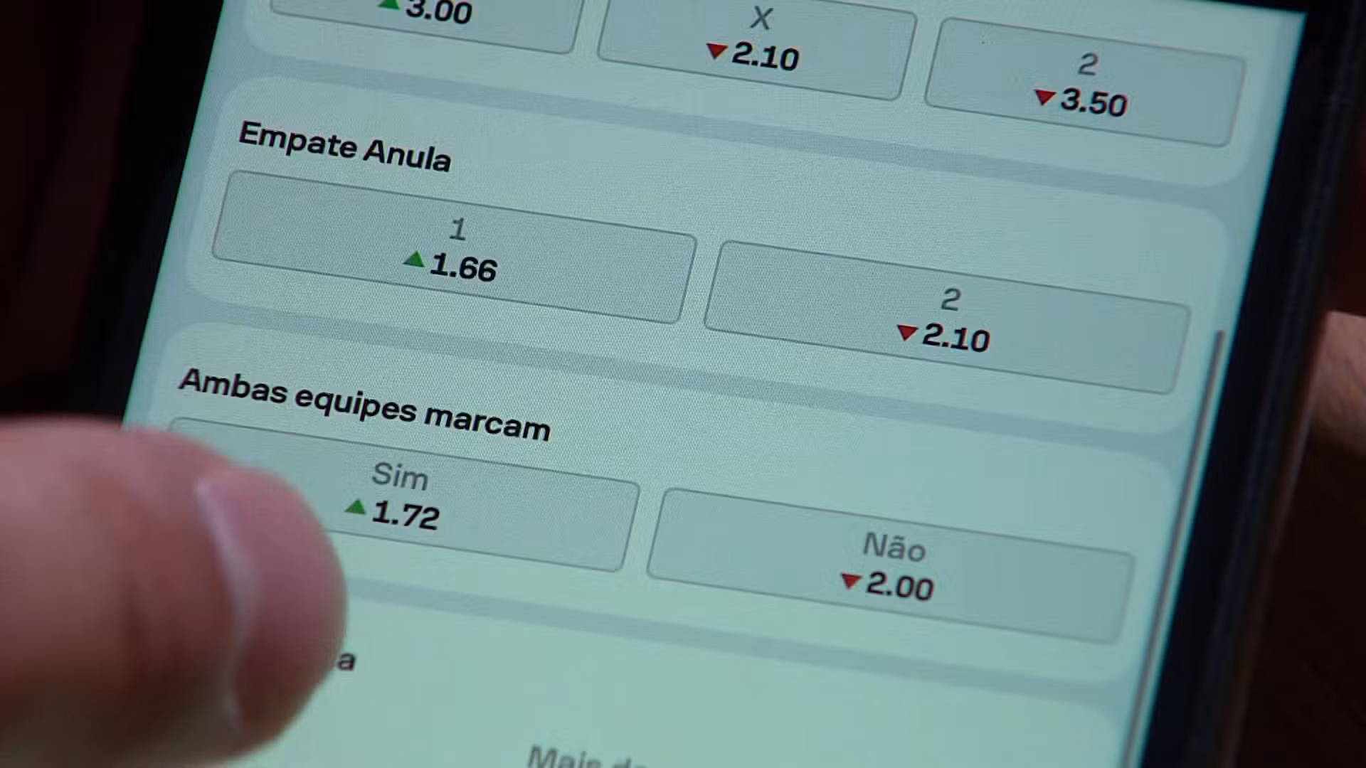 Operação mira grupo de apostas esportivas suspeito de movimentar R$ 5 bilhões e cometer crimes fiscais