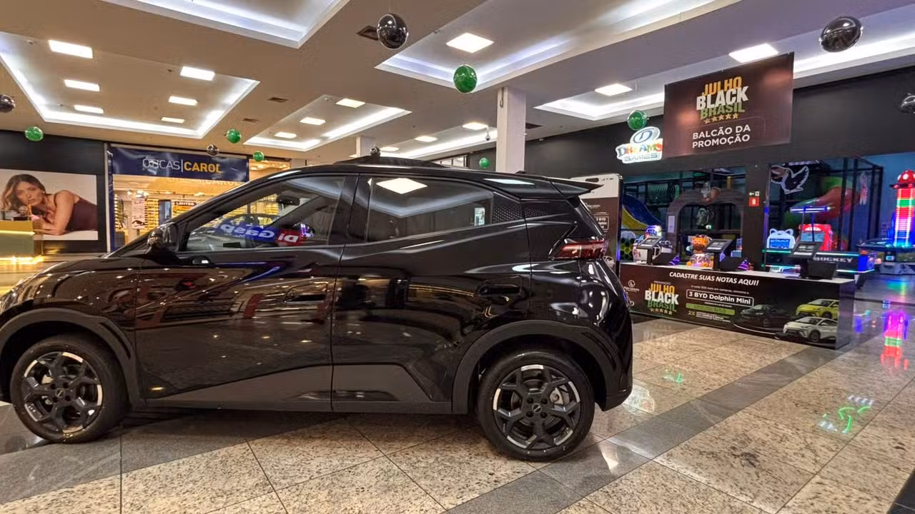 Últimos dias da liquidação Julho Black Brasil no Pátio Limeira Shopping