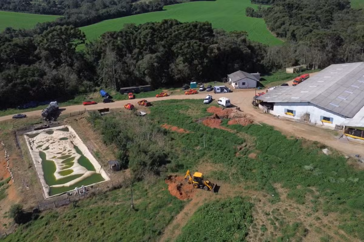 Corpo de menino autista foi encontrado a 70 metros de casa onde ele morava com a família, diz Secretaria de Segurança