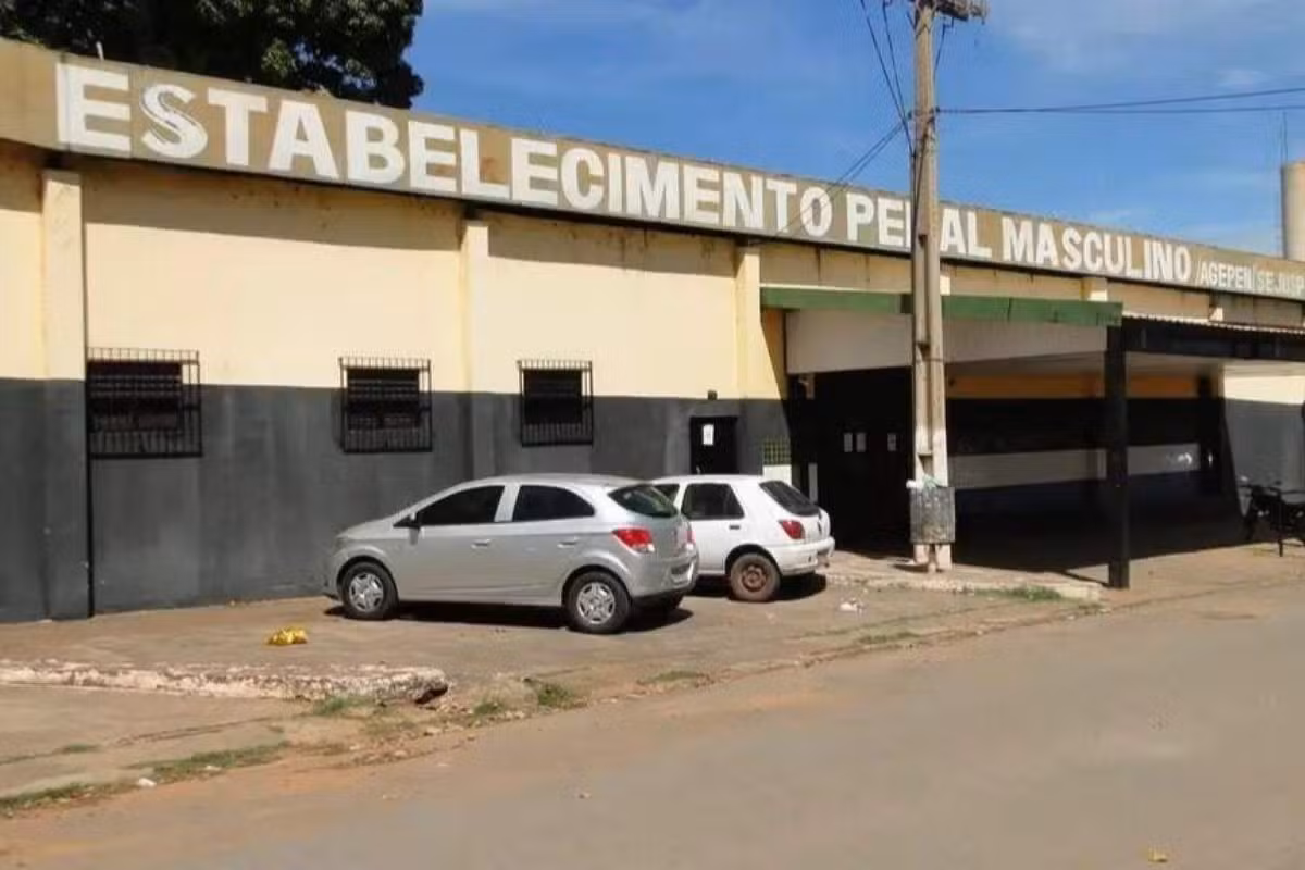 Preso morre durante ataque a comboio policial na fronteira com a Bolívia; suspeita é de disputa entre facções