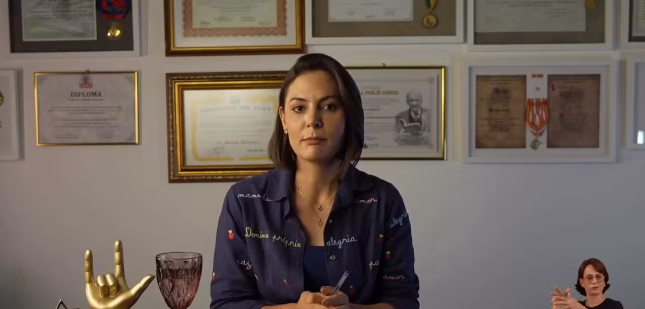 Michelle e a fratura exposta na família Bolsonaro