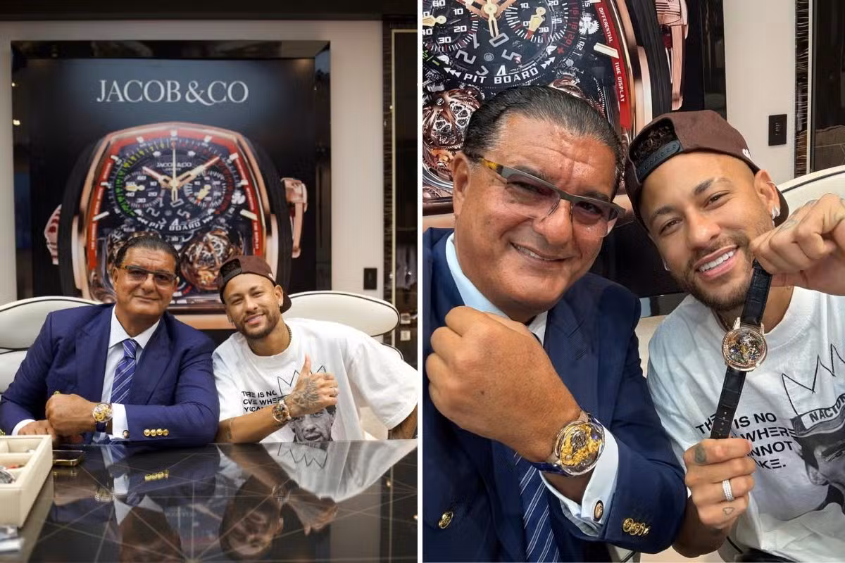 Neymar Jr. posa com Jacob Arabo, fundador de marca de relógios milionários