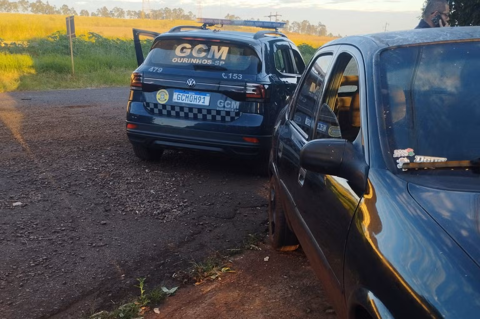 Porteiro é rendido por criminosos e tem carro roubado durante assalto em empresa no interior de SP