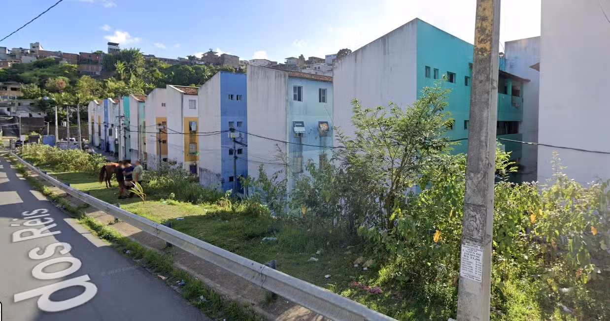 Bebê de 1 ano e 4 meses morre após ser baleada em casa no bairro de Linha do Tiro, no Recife
