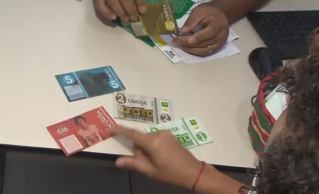 Moedas sociais crescem como estratégia de desenvolvimento social e identidade local na Bahia