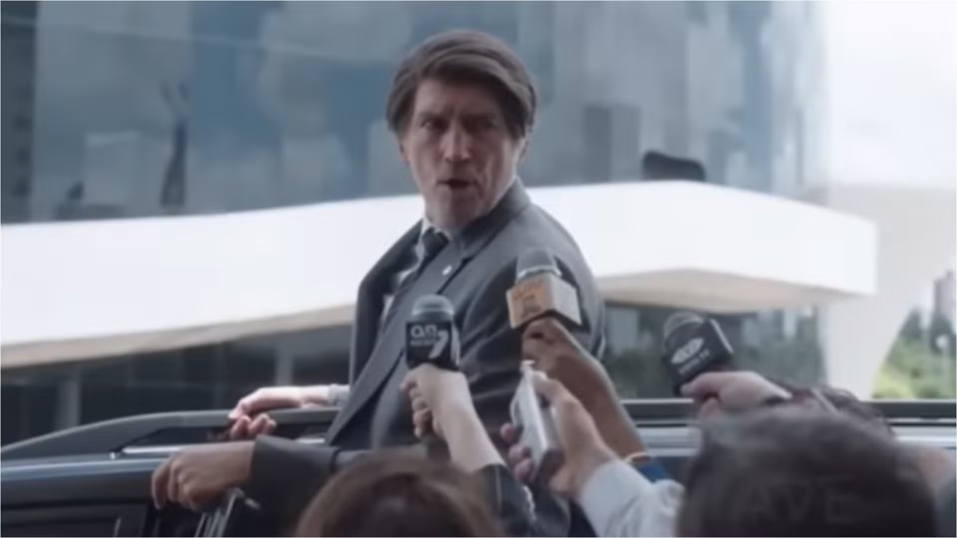 'Dark Horse': entenda o que a PF vai investigar sobre a cinebiografia de Jair Bolsonaro