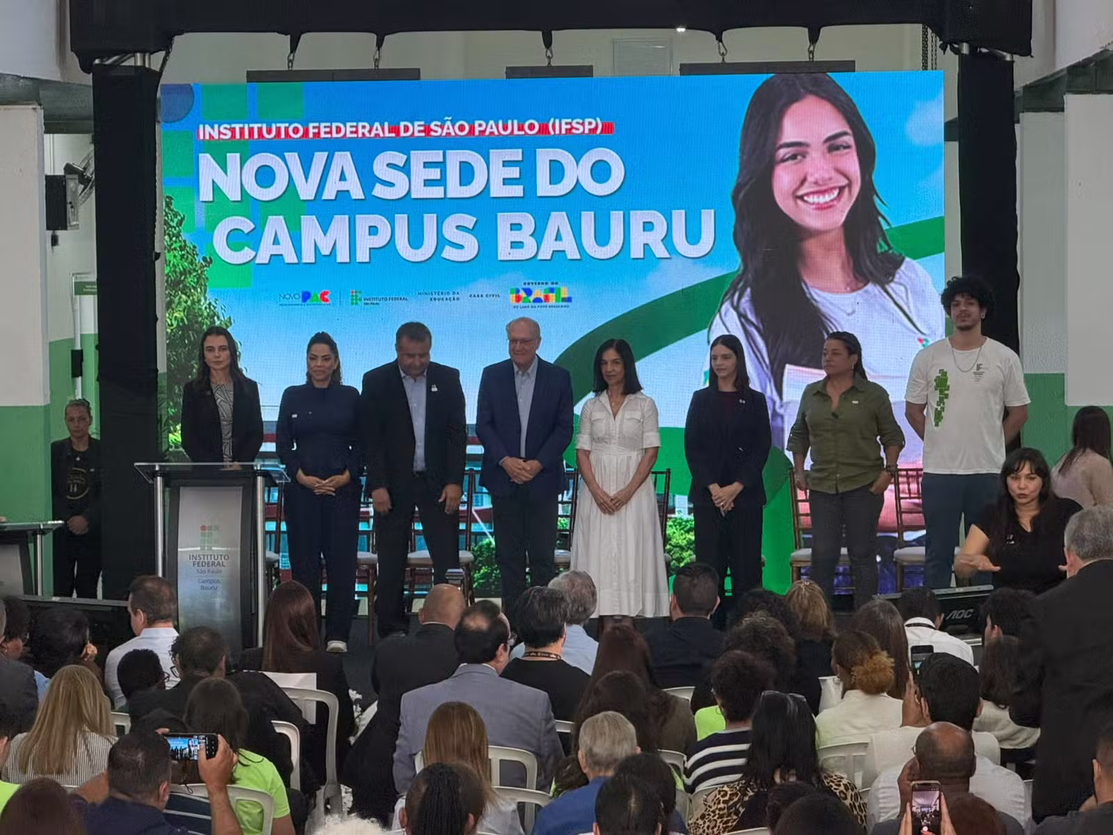 Governo ainda busca convencer EUA de que tarifaço 'não tem sentido', diz Alckmin