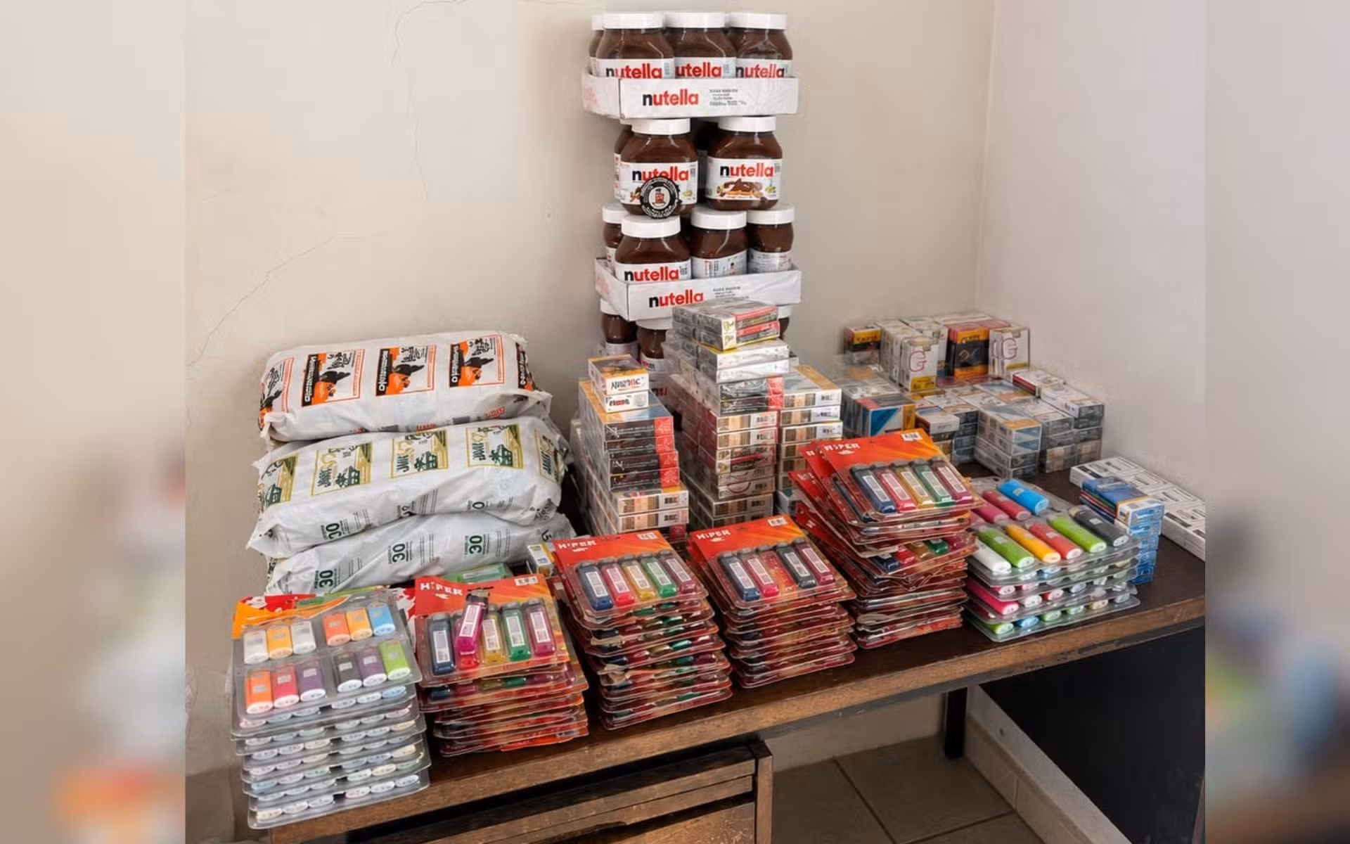 Adolescente é apreendido suspeito de arrombar distribuidora de doces e praticar série de furtos em Birigui