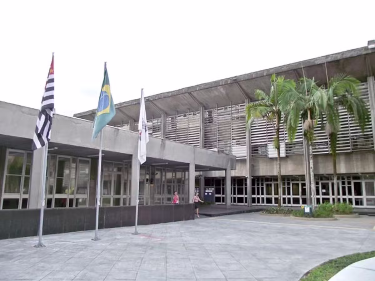 Cubatão abre inscrições para concursos públicos com salários de até R$ 5,5 mil