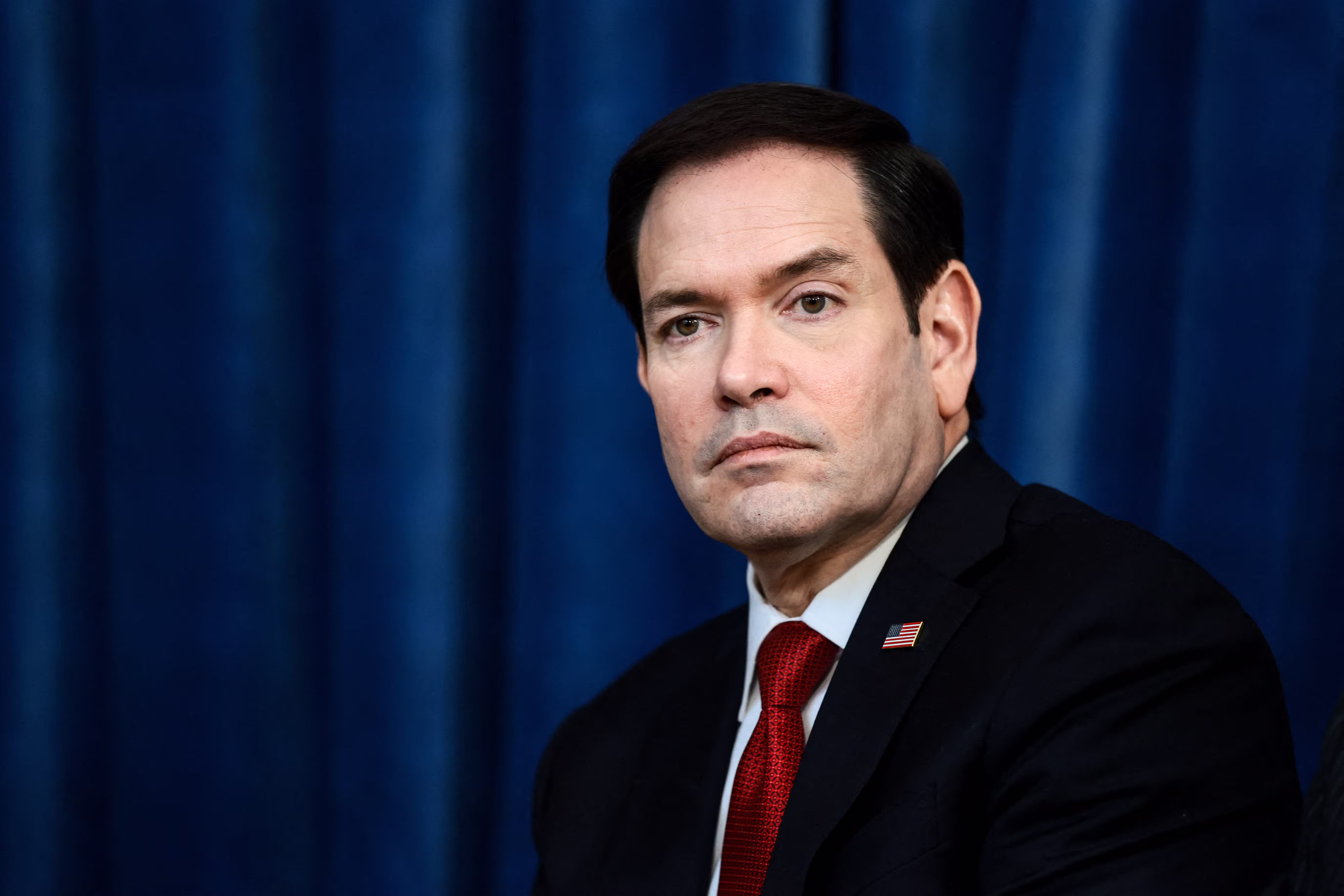 Em missão delicada, Marco Rubio tenta vender acordo com o Irã a aliados do Golfo