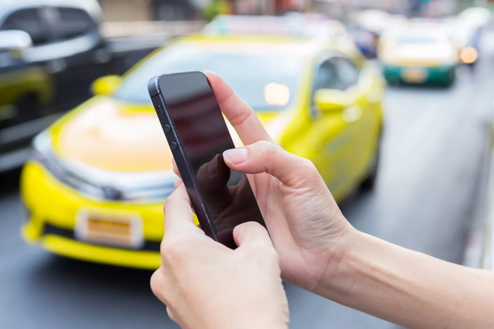 STF pode julgar nesta quarta vínculo entre trabalhadores e apps e ações contra lei de improbidade; entenda