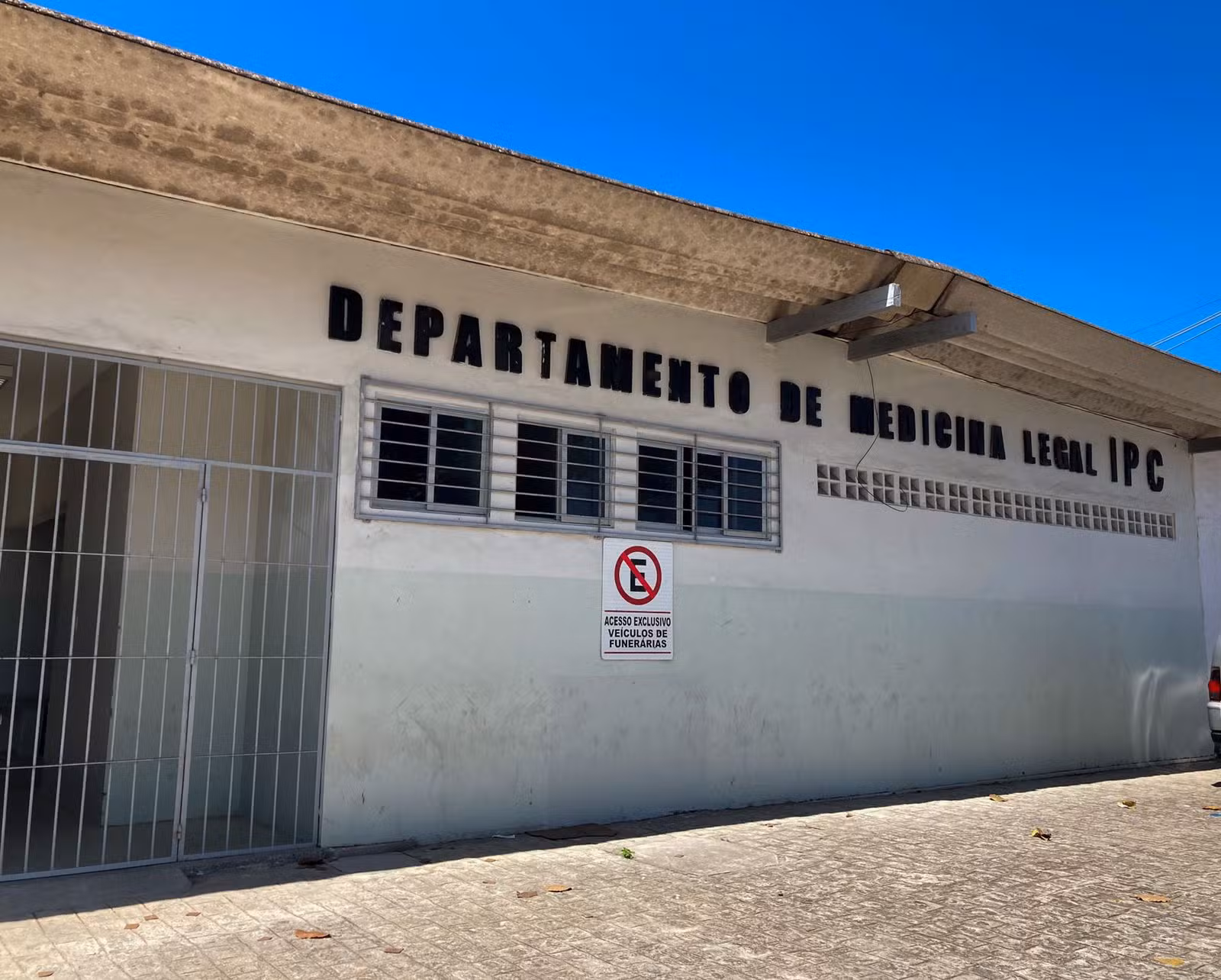 Homem é morto a tiros por suspeitos em motocicleta na Zona Sul de João Pessoa