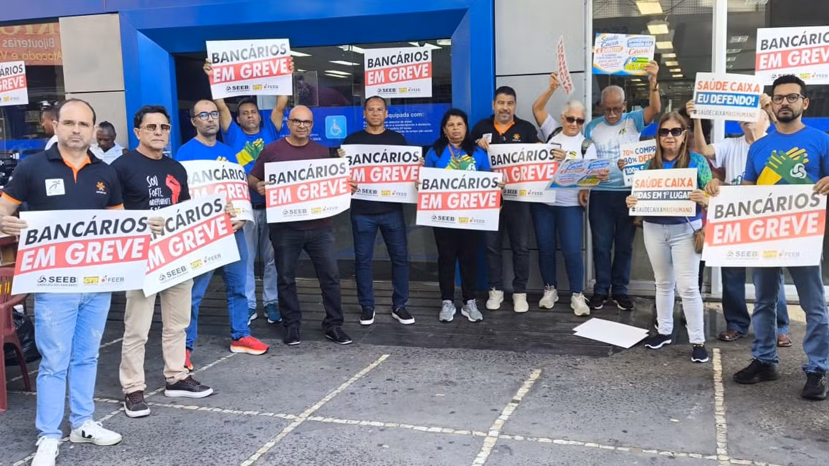 Greve da Caixa pode acabar nesta segunda; funcionários votam nova proposta do banco