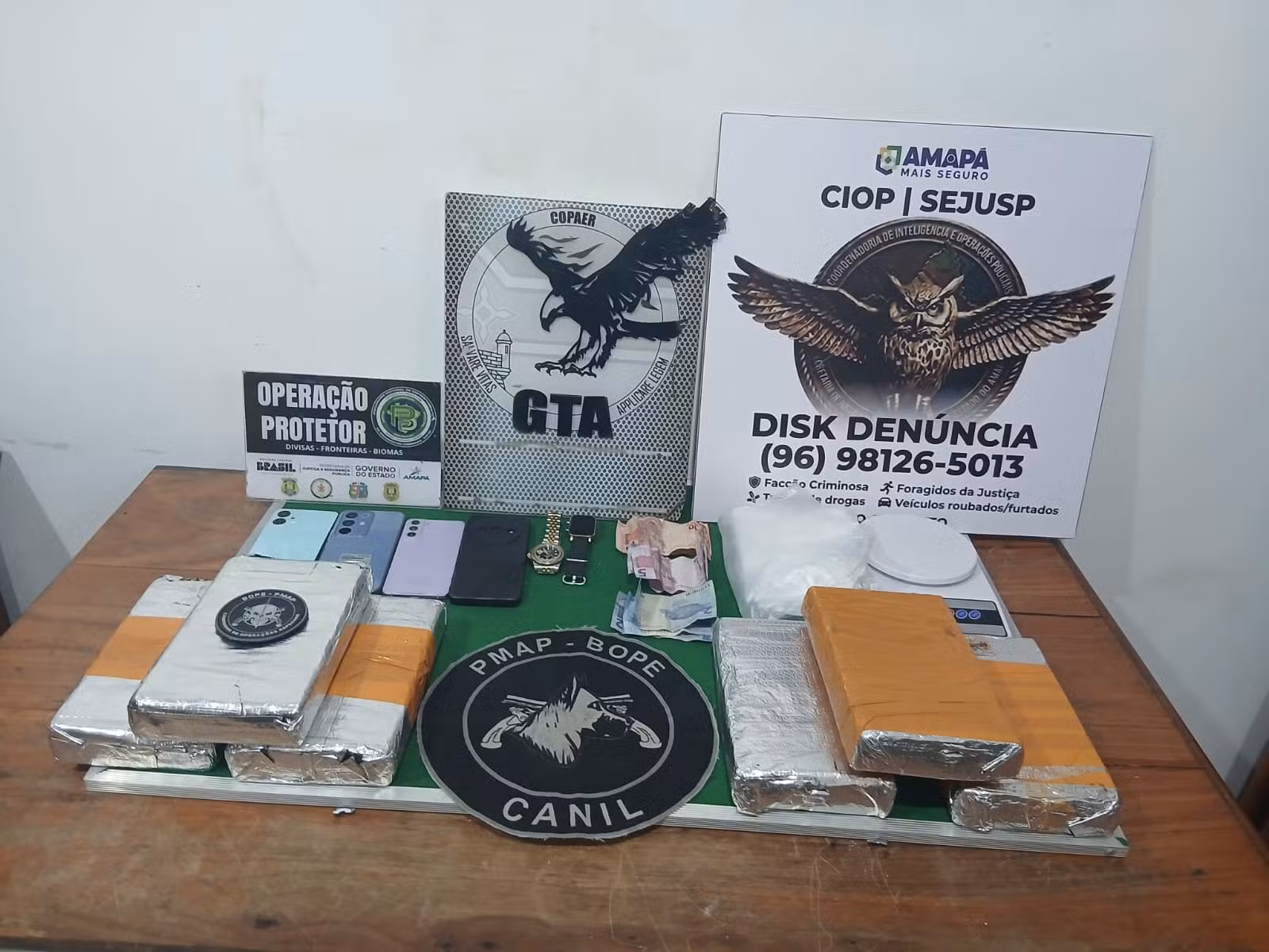 Polícia apreende 6 kg de cocaína em embarcação que saiu de Belém para o Amapá