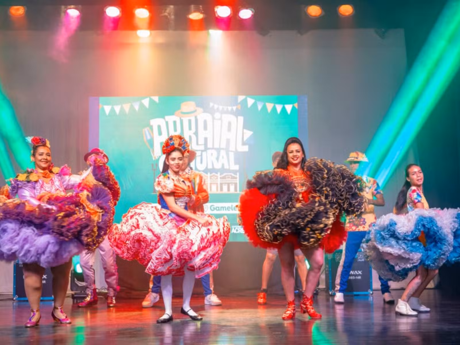 Arraial Cultural: Primeira noite tem escolha das realezas e concurso de quadrilhas juninas em Rio Branco