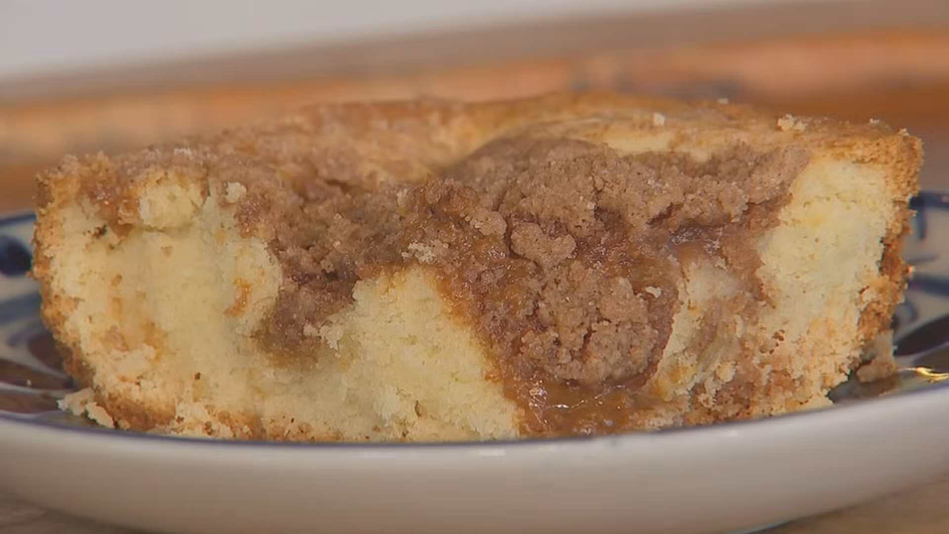 Receita Nosso Campo: aprenda a fazer uma cuca de banana com doce de leite