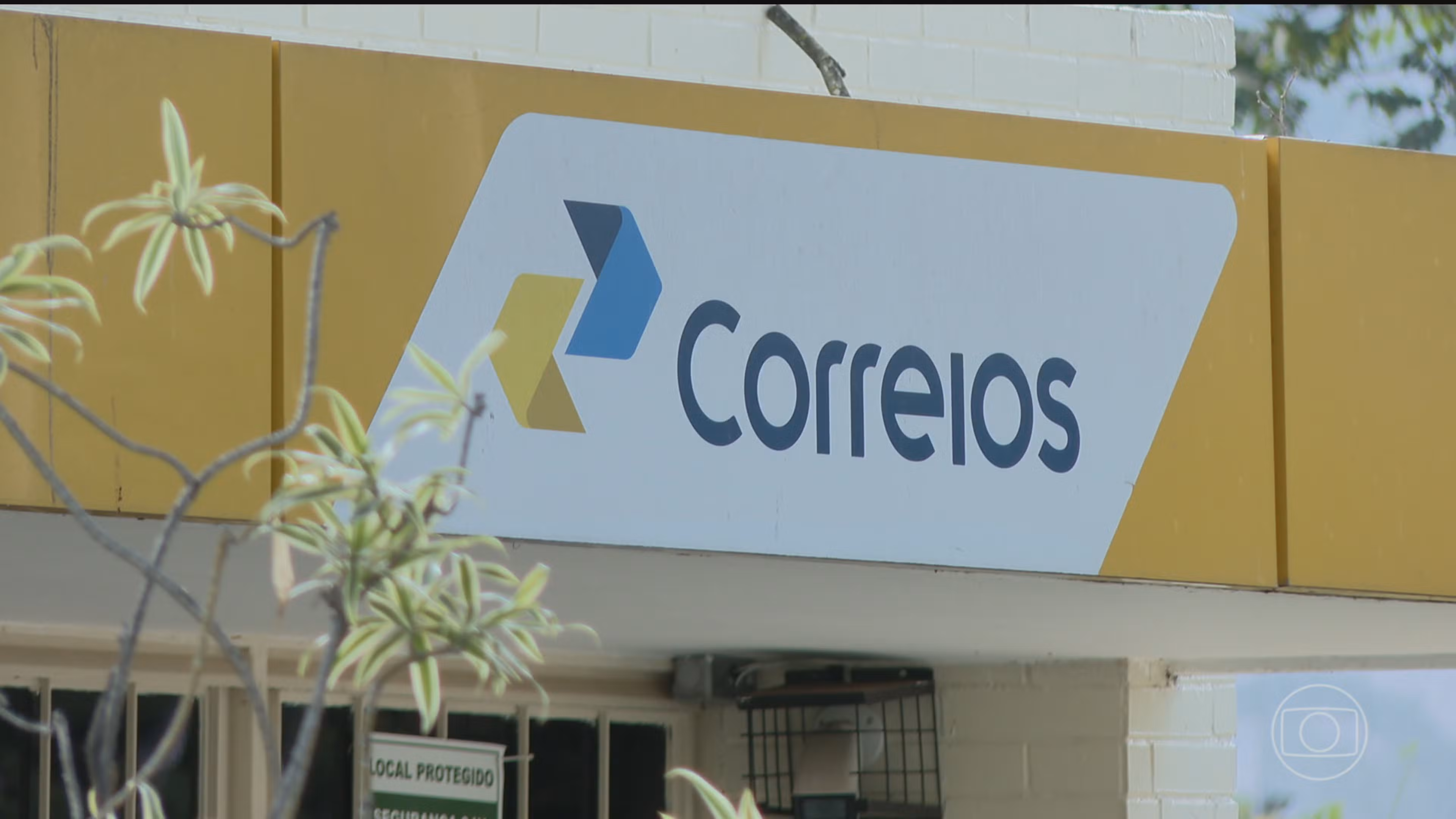 TCU alerta governo para risco fiscal de manter universalização dos Correios sem compensação