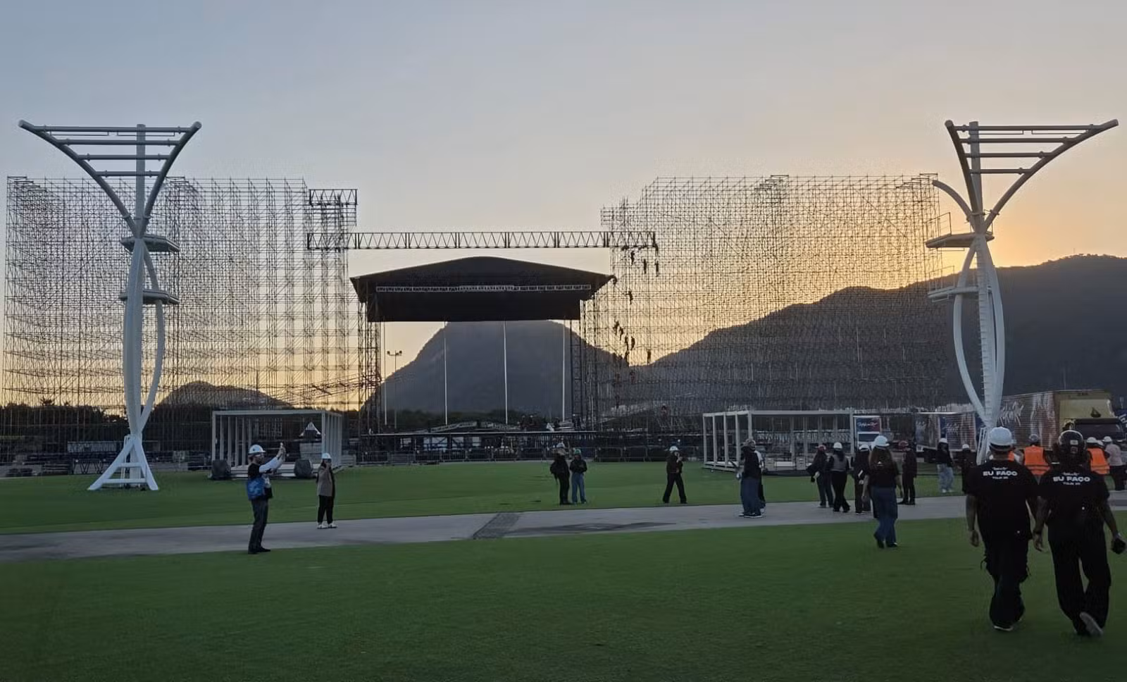 Rock in Rio terá 'população' maior que a de 94% dos municípios brasileiros; g1 mostra montagem da Cidade do Rock