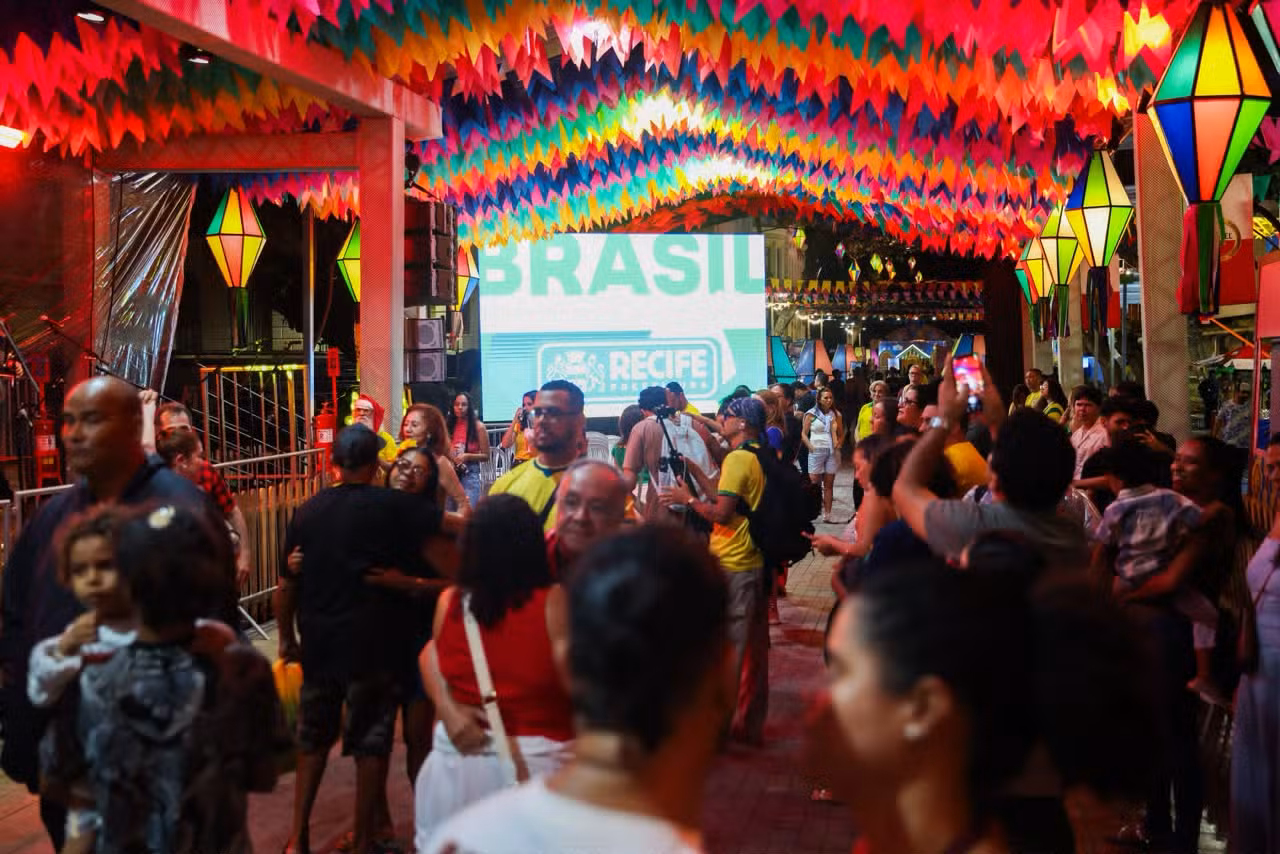 Véspera de São João no Recife em shows de Petrúcio Amorim e Irah Caldeira, quadrilhas juninas e polos infantis; veja programação