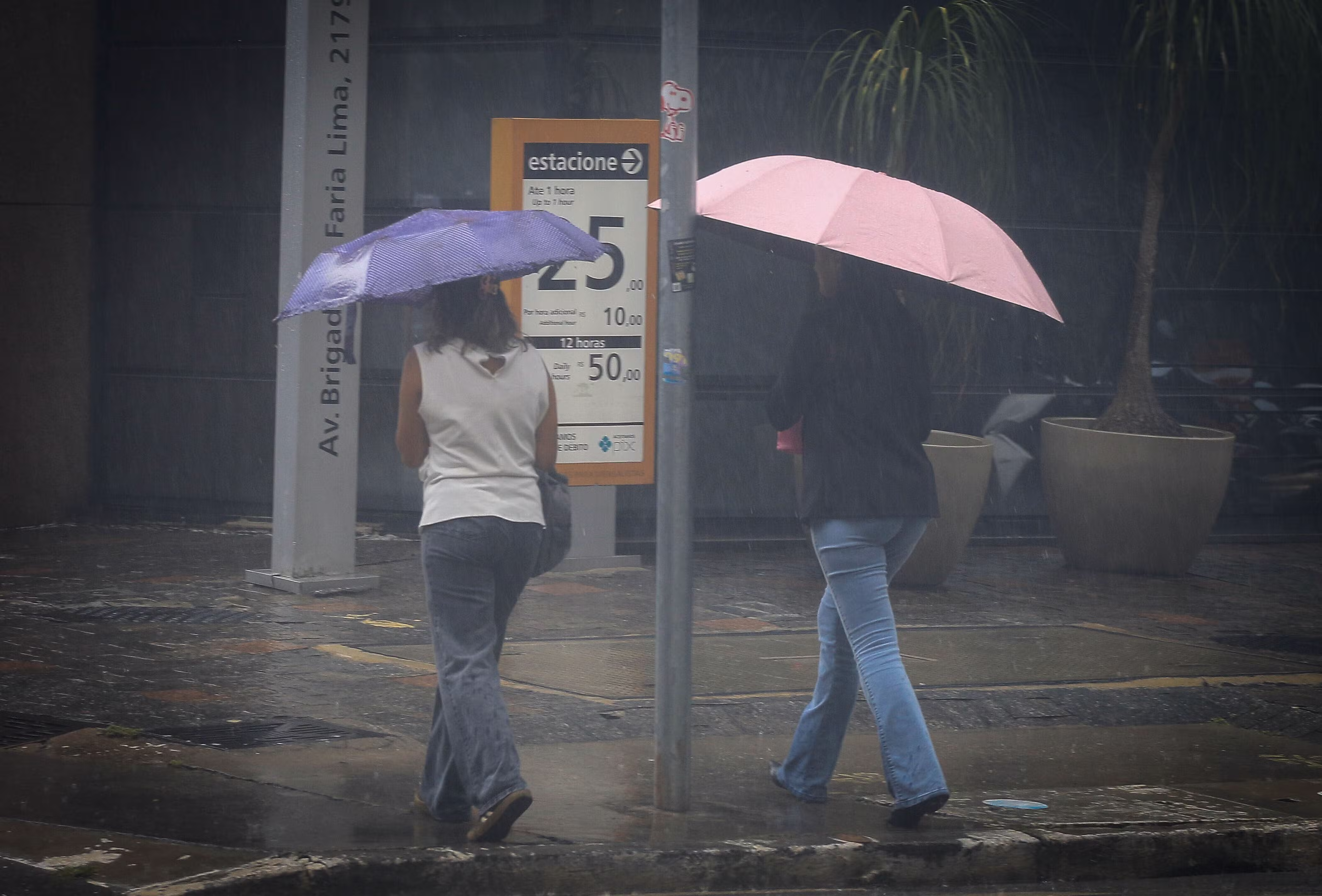 São Paulo tem maior chuva do Brasil em 24 horas e setembro já é o 4º mais chuvoso desde 1943